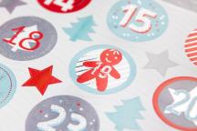 Runda julkalender-klistermärken med silverfärgad prägling - Artikelnummer 9203