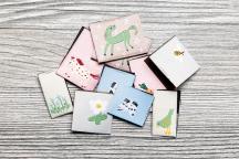 Designerset vävda etiketter 'Of Horses and Flowers' av Annika Klaas - Artikelnummer 9301